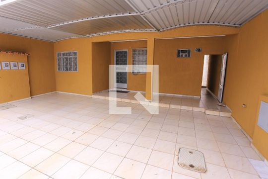 Garagem de apartamento para alugar com 1 quarto, 35m² em Ceilândia Norte (ceilândia), Brasília