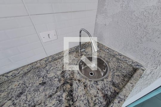 Varanda de kitnet/studio à venda com 1 quarto, 25m² em Imirim, São Paulo
