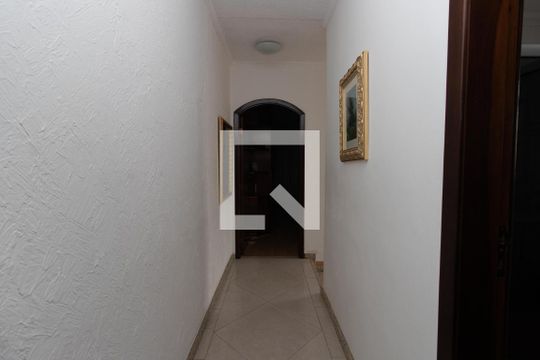 Corredor Quartos de casa para alugar com 4 quartos, 180m² em Jardim Japao, São Paulo