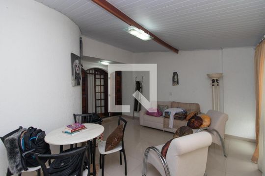 Escritório de casa para alugar com 4 quartos, 180m² em Jardim Japao, São Paulo