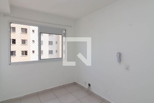Sala de apartamento para alugar com 1 quarto, 28m² em Vila Penteado, São Paulo