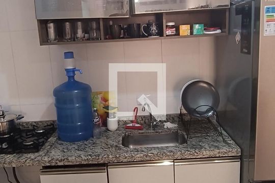 Cozinha de apartamento para alugar com 2 quartos, 117m² em Parque Assuncao, Taboão da Serra