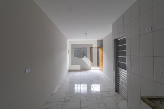 Sala e Cozinha de casa de condomínio à venda com 2 quartos, 66m² em Jardim Lideranca, São Paulo