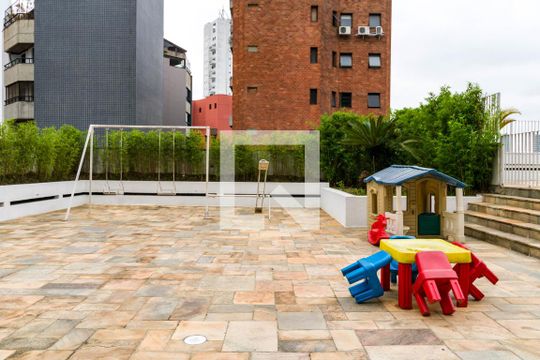 Área comum de apartamento à venda com 3 quartos, 117m² em Real Parque, São Paulo