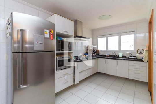 Cozinha de apartamento para alugar com 4 quartos, 205m² em Vila Mariana, São Paulo