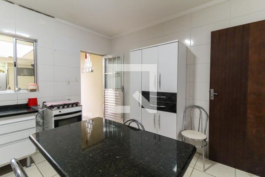 Cozinha de casa para alugar com 3 quartos, 100m² em Vila Regente Feijó, São Paulo