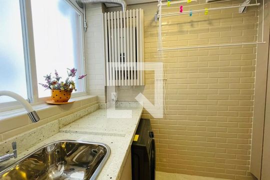 Área de Serviço de apartamento para alugar com 3 quartos, 147m² em Gonzaga, Santos