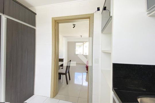 Cozinha de apartamento para alugar com 2 quartos, 58m² em Centro, São Leopoldo