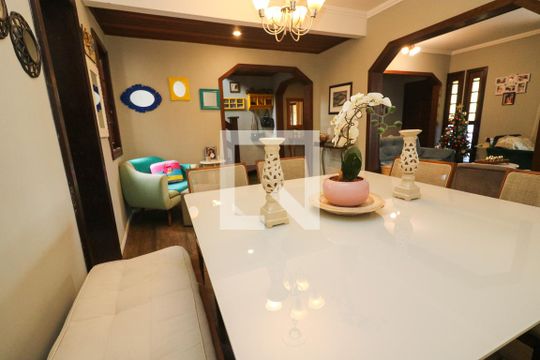 Sala de Jantar de casa à venda com 3 quartos, 234m² em Partenon, Porto Alegre