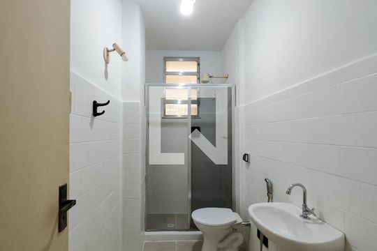 Banheiro Corredor de apartamento para alugar com 2 quartos, 54m² em Andaraí, Rio de Janeiro