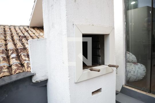 Área de serviço de casa de condomínio para alugar com 5 quartos, 590m² em Conjunto Cachoeira Dourada, Goiânia