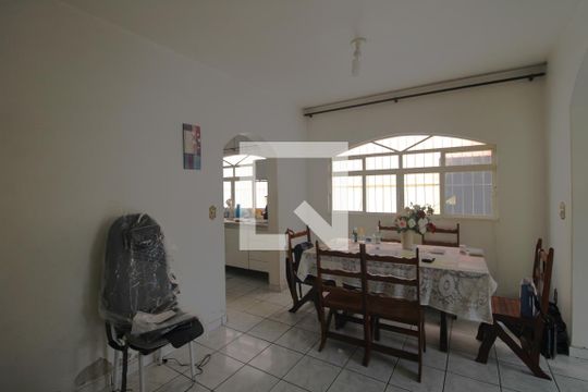 Copa de casa à venda com 3 quartos, 232m² em Jardim Teresa, São Paulo