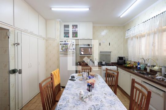 Cozinha de casa à venda com 3 quartos, 350m² em Vila Aricanduva, São Paulo