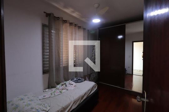 Quarto 1 de casa à venda com 3 quartos, 350m² em Vila Aricanduva, São Paulo