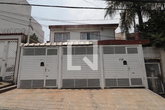 Fachada de casa à venda com 3 quartos, 350m² em Vila Aricanduva, São Paulo