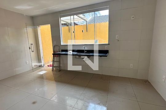 Cozinha de casa de condomínio à venda com 2 quartos, 220m² em Vargem Grande, Rio de Janeiro