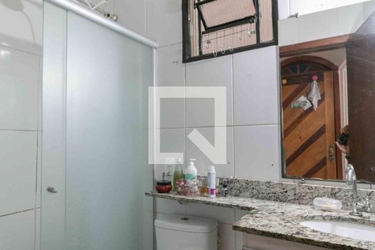 Banheiro Social de casa à venda com 3 quartos, 90m² em Xodó Marize, Belo Horizonte