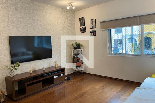 Sala de casa para alugar com 4 quartos, 260m² em Água Branca, São Paulo