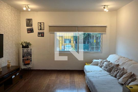 Casa à venda com 4 quartos, 260m² em Água Branca, São Paulo