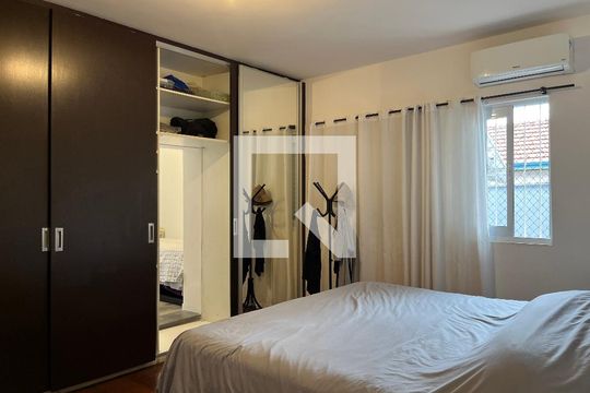 Quarto 1 de casa à venda com 4 quartos, 260m² em Água Branca, São Paulo