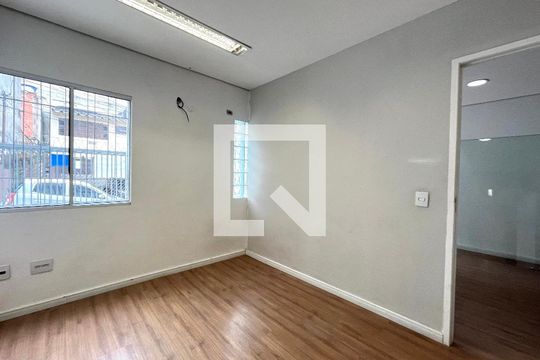Quarto 1 de casa à venda com 4 quartos, 220m² em Vila Guarani, São Paulo