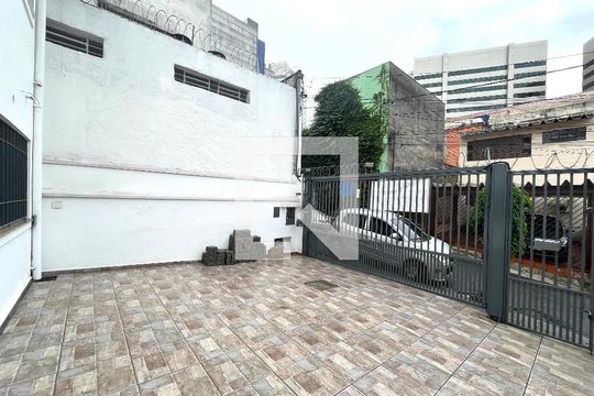 Garagem de casa à venda com 4 quartos, 220m² em Vila Guarani, São Paulo