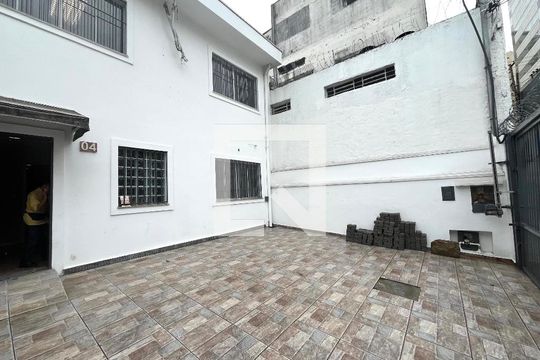 Garagem de casa à venda com 4 quartos, 220m² em Vila Guarani, São Paulo