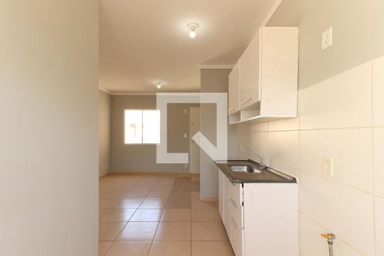 Cozinha de apartamento para alugar com 2 quartos, 49m² em Jardim Florestan Fernandes, Ribeirão Preto