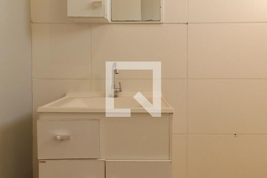Banheiro de apartamento para alugar com 2 quartos, 49m² em Jardim Florestan Fernandes, Ribeirão Preto