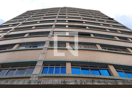 Fachada de apartamento para alugar com 1 quarto, 60m² em Campos Elíseos, São Paulo