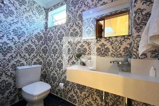 Lavabo de casa à venda com 3 quartos, 360m² em Jabaquara, São Paulo