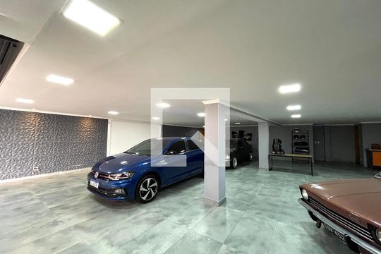 Garagem de casa à venda com 3 quartos, 360m² em Jabaquara, São Paulo