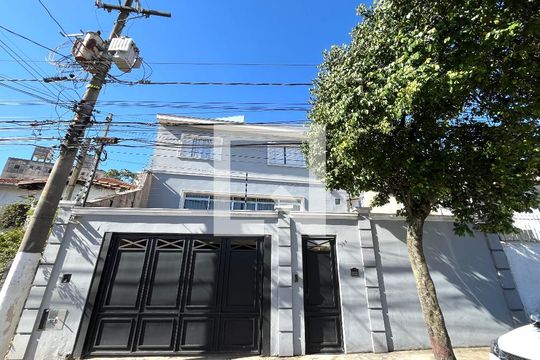 Fachada de casa à venda com 3 quartos, 360m² em Jabaquara, São Paulo