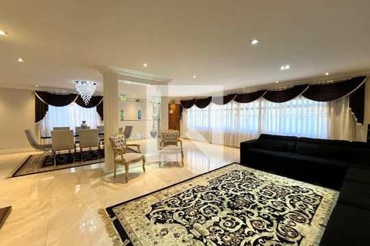 Sala de casa à venda com 3 quartos, 360m² em Jabaquara, São Paulo