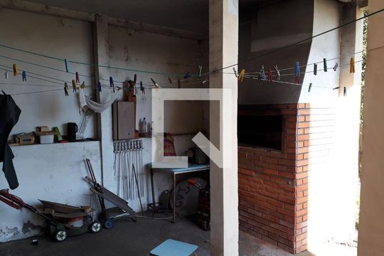 Churrasqueira de casa à venda com 3 quartos, 320m² em Rubem Berta, Porto Alegre