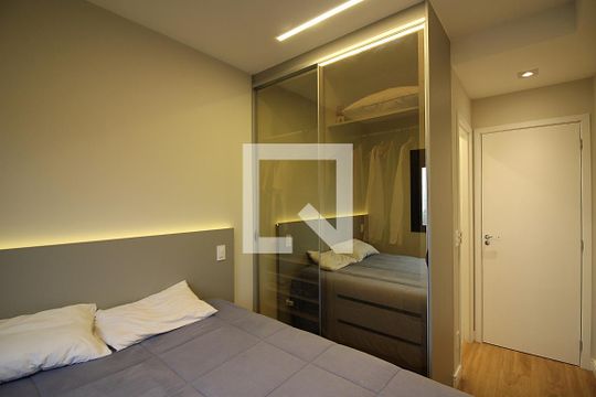 Suíte de apartamento à venda com 2 quartos, 75m² em Centro, São Bernardo do Campo
