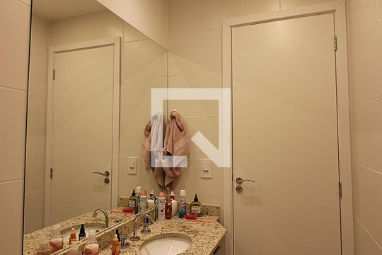 Banheiro Social de apartamento à venda com 2 quartos, 75m² em Centro, São Bernardo do Campo