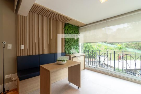 Varanda de apartamento à venda com 2 quartos, 112m² em Paraíso do Morumbi, São Paulo