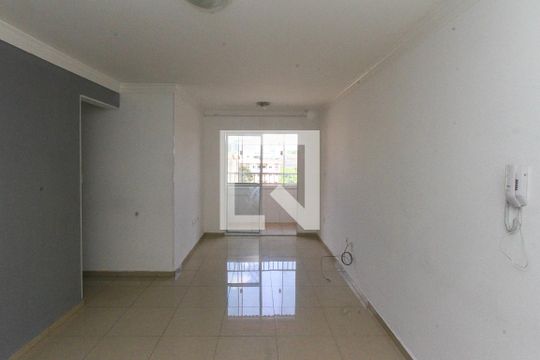 Apartamento para alugar com 2 quartos, 64m² em Parque São Rafael, São Paulo