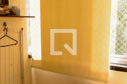 Sacada de apartamento para alugar com 3 quartos, 73m² em Piratininga, Osasco