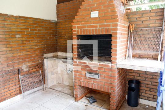 Área comum - Churrasqueira de apartamento para alugar com 3 quartos, 73m² em Piratininga, Osasco