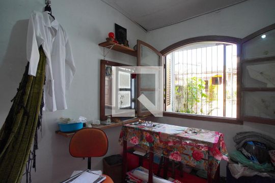 Quarto 1 de casa à venda com 2 quartos, 36m² em Costa E Silva, Porto Alegre