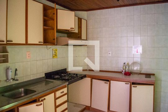Cozinha 1 de casa para alugar com 5 quartos, 288m² em Centro Histórico, Porto Alegre