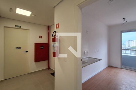Área comum de apartamento para alugar com 1 quarto, 18m² em Vila Ipojuca, São Paulo