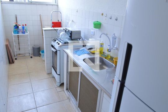 Cozinha  de apartamento à venda com 2 quartos, 58m² em Jacarepaguá, Rio de Janeiro