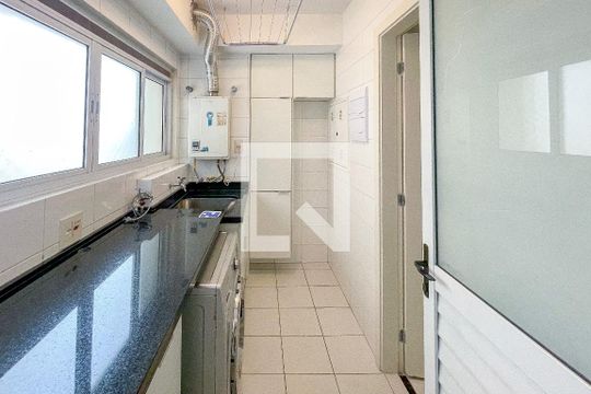 Lavanderia de apartamento à venda com 3 quartos, 120m² em Pinheiros, São Paulo