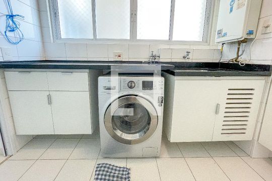 Lavanderia de apartamento à venda com 3 quartos, 120m² em Pinheiros, São Paulo