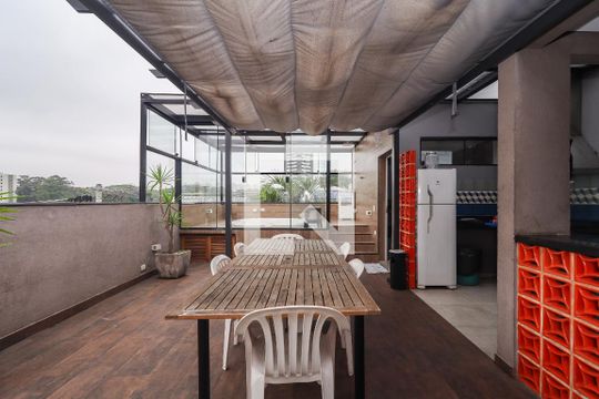Área externa de casa para alugar com 4 quartos, 285m² em Super Quadra Morumbi, São Paulo