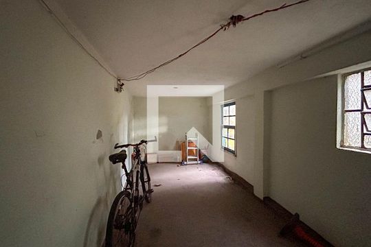 Quarto de Serviço de casa à venda com 3 quartos, 130m² em Vila Cavaton, São Paulo