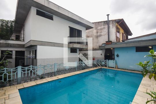 Fachada Posterior de casa para alugar com 3 quartos, 356m² em Vila Andrade, São Paulo